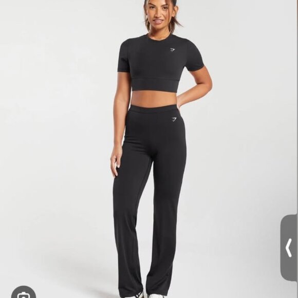 Gymshark Flared Leggings NWOT - Picture 1 of 6